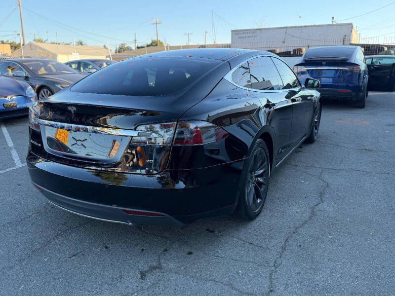 2015 Tesla Model S 70