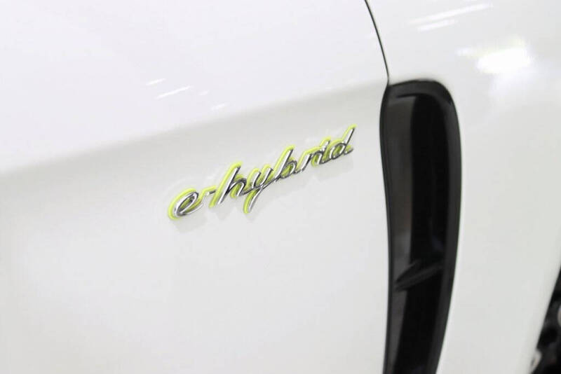 2022 Porsche Panamera