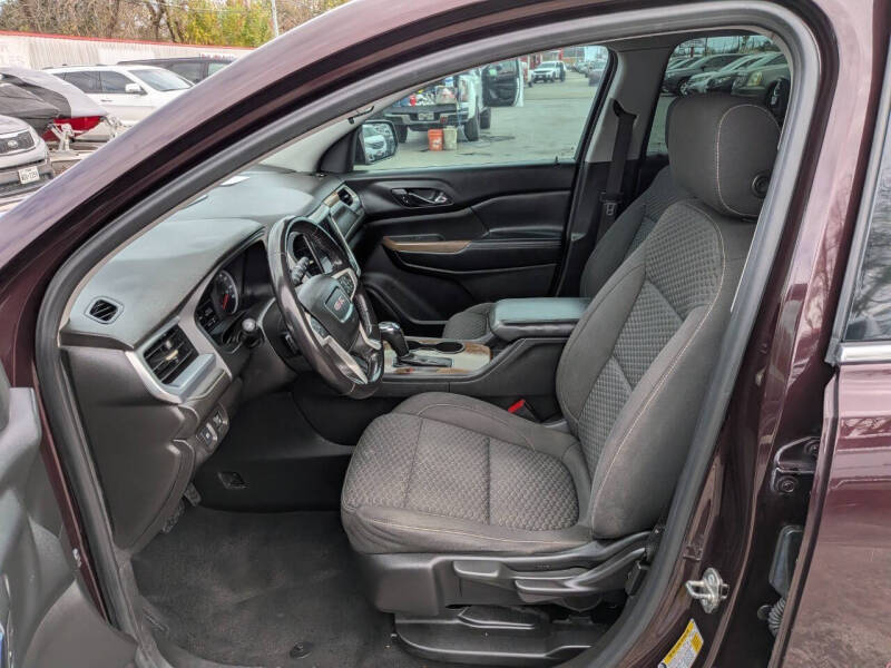 2018 GMC Acadia SLE-1