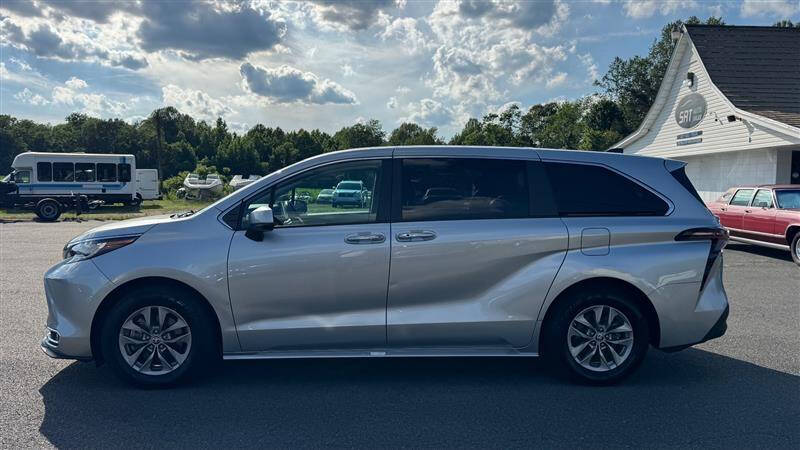 2023 Toyota Sienna XLE 7-Passenger