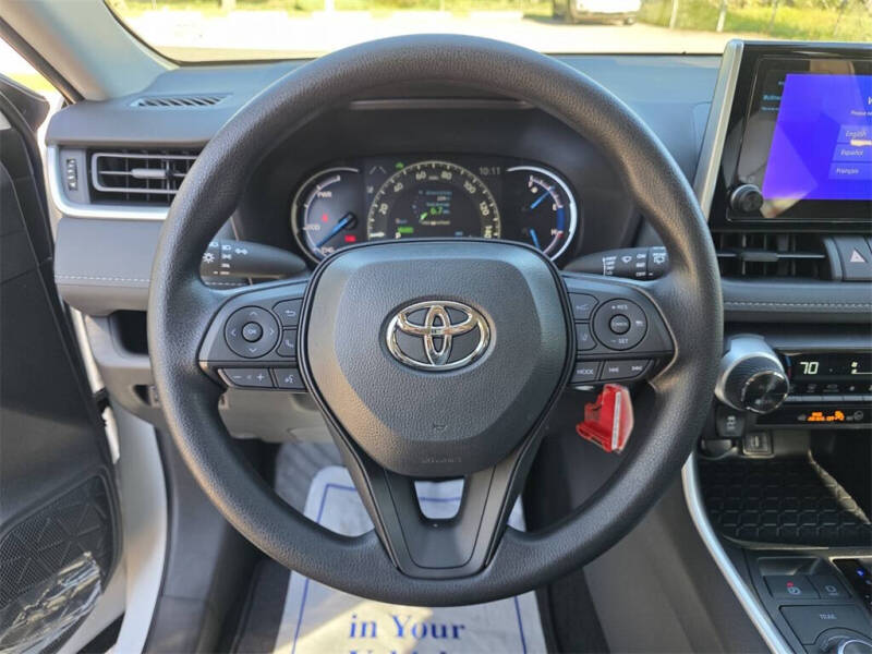 2025 Toyota RAV4 Hybrid LE