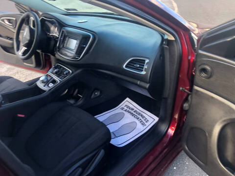 2016 Chrysler 200 Limited