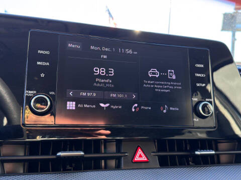 2023 Kia Sportage Hybrid LX