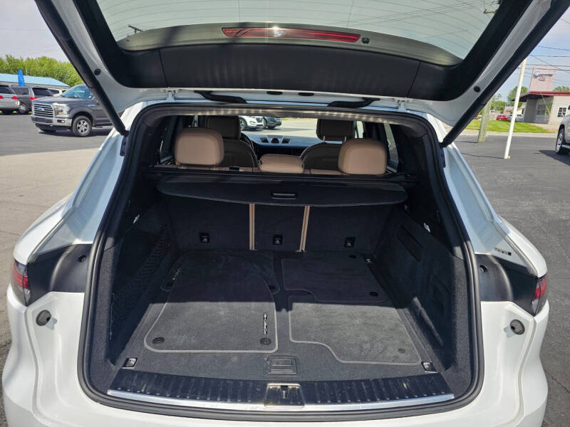 2022 Porsche Cayenne