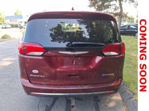 2017 Chrysler Pacifica Hybrid Platinum