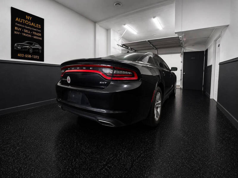 2016 Dodge Charger SXT