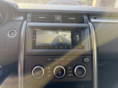 2020 Land Rover Discovery Landmark Edition