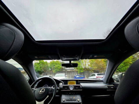 2016 Lexus RC 200t