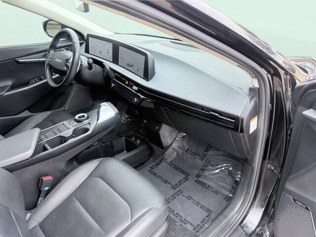 2022 Kia EV6 Wind