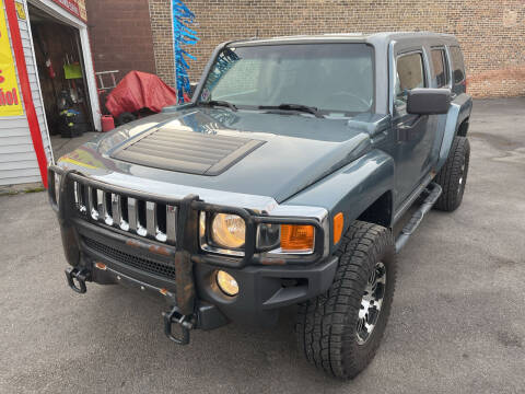 2006 HUMMER H3 for sale at RON'S AUTO SALES INC in Cicero IL