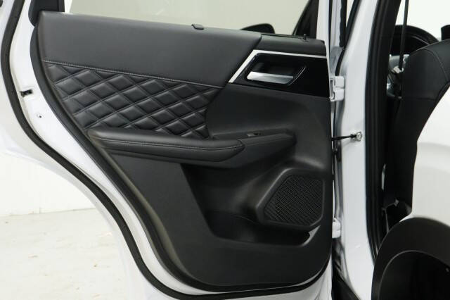 2024 Mitsubishi Outlander SEL