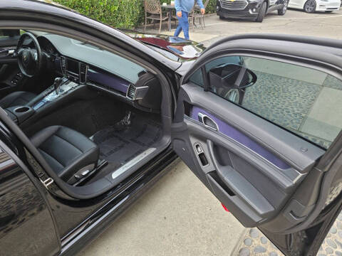 2011 Porsche Panamera