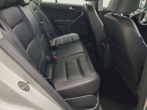 2016 Volkswagen Tiguan 2.0T SE