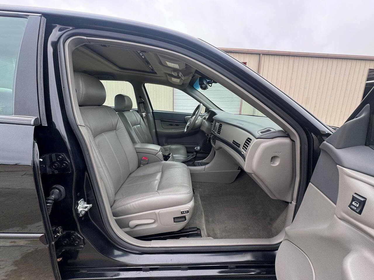 2004 Chevrolet Impala for sale at Carnival Car Company in Victoria, TX