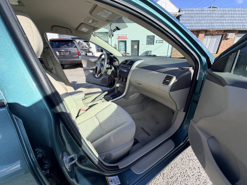 2009 Toyota Corolla LE