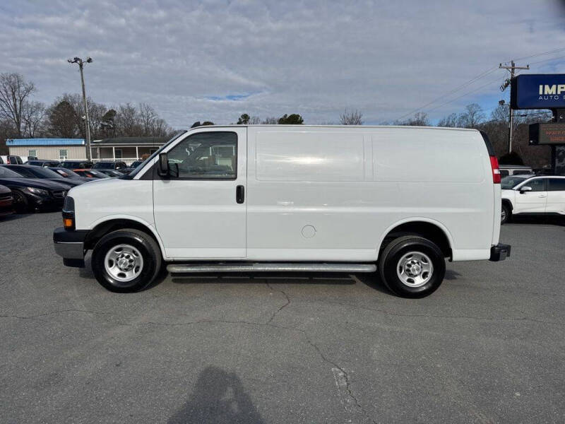 2023 Chevrolet Express 2500