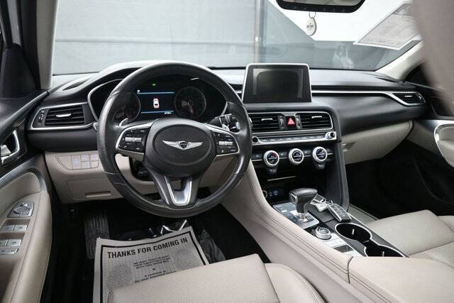 2020 Genesis G70