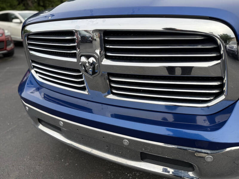 2017 RAM 1500 SLT