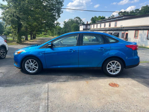 2015 Ford Focus for sale at SETTLE'S CARS & TRUCKS in Flint Hill VA