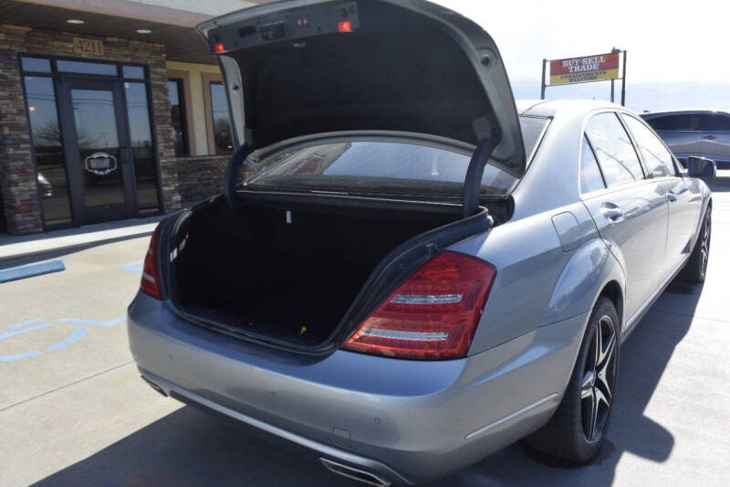 2013 Mercedes-Benz S-Class S 550 4MATIC