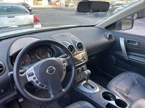 2013 Nissan Rogue SV