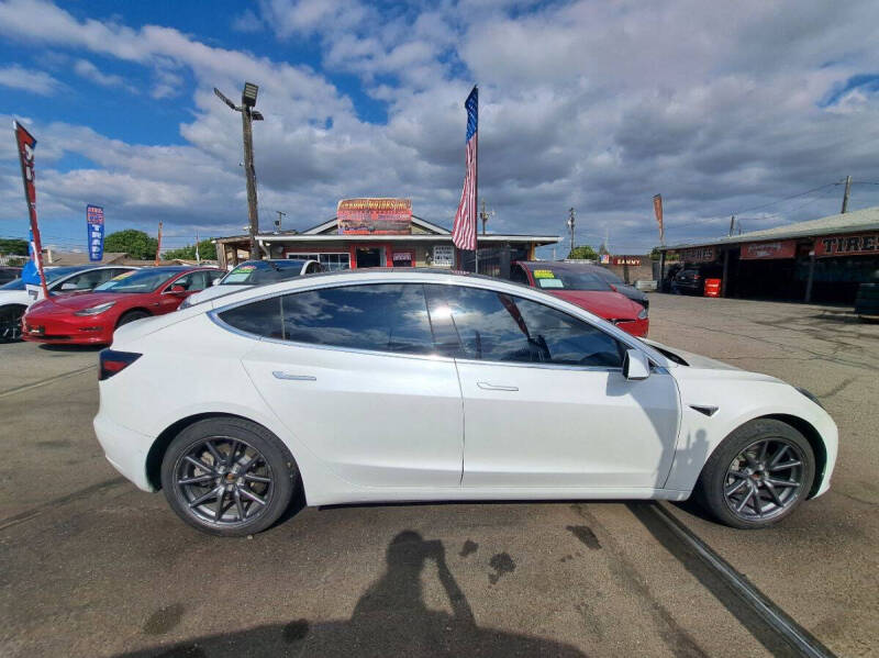 2020 Tesla Model 3 Standard Range Plus