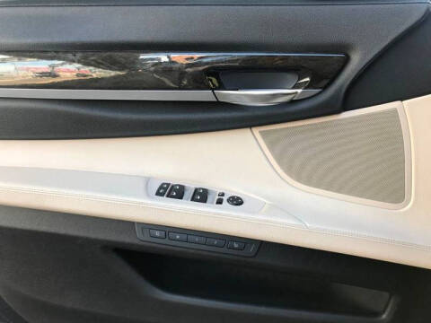 2012 BMW 7 Series 740Li