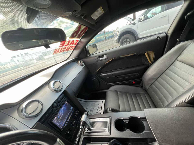 2006 Ford Mustang GT Deluxe