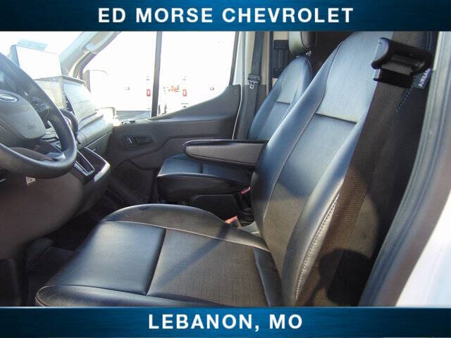 2025 Chevrolet Express 3500