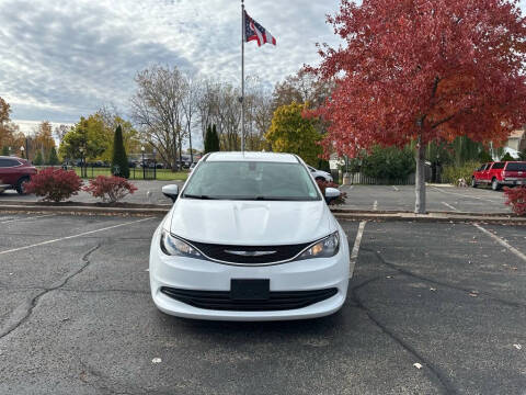2017 Chrysler Pacifica Touring