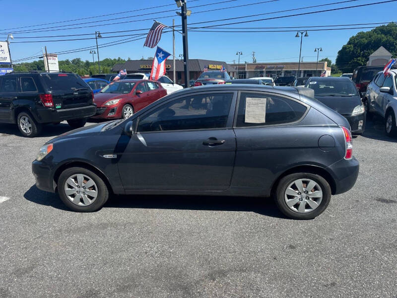 2009 Hyundai Accent GS 3-Door 4-Speed Automatic's photo
