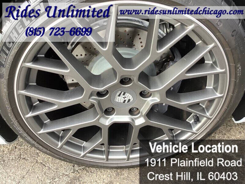 2025 Porsche 911 Carrera