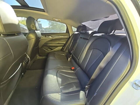 2017 Buick LaCrosse Premium