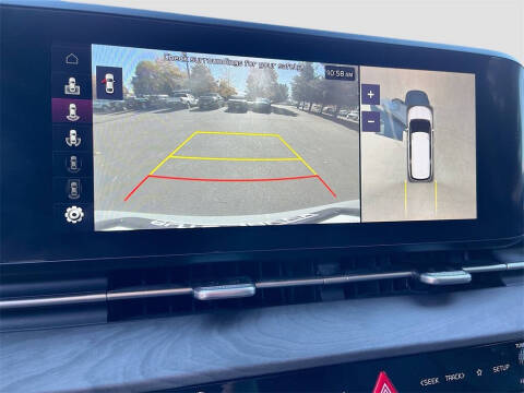 2024 Kia Carnival SX