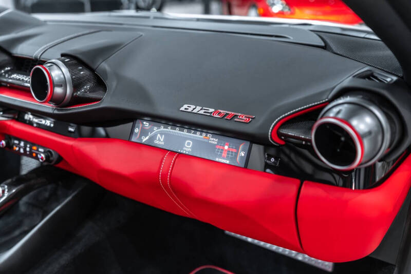 2023 Ferrari 812 GTS