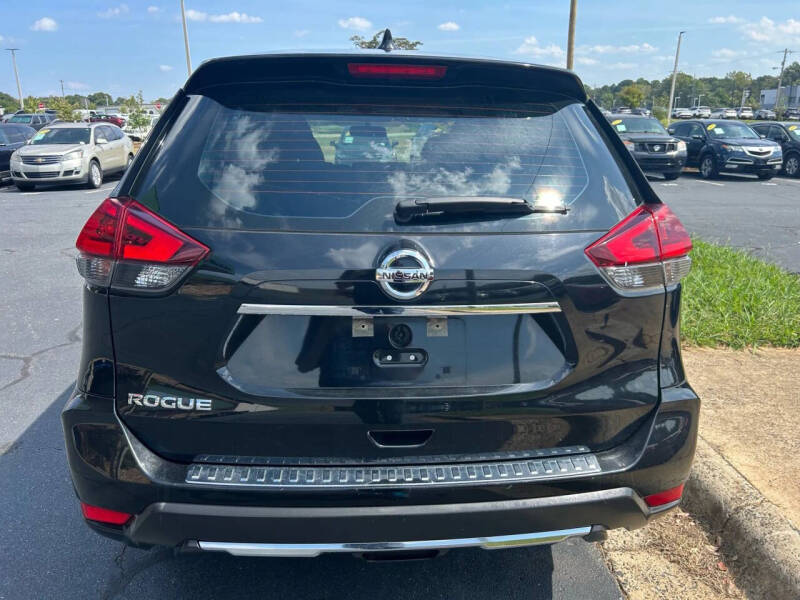 2018 Nissan Rogue