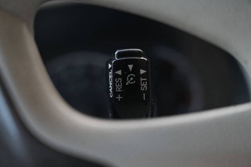 2011 Toyota Sienna Base 7-Passenger