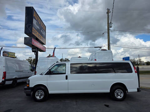 2017 Chevrolet Express LT 3500