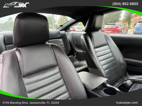 2006 Ford Mustang GT Deluxe