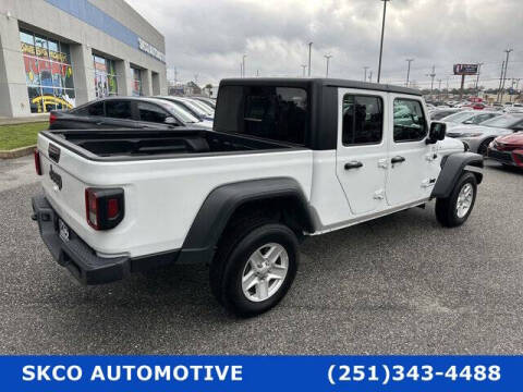 2023 Jeep Gladiator Sport S