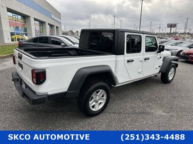 2023 Jeep Gladiator Sport S