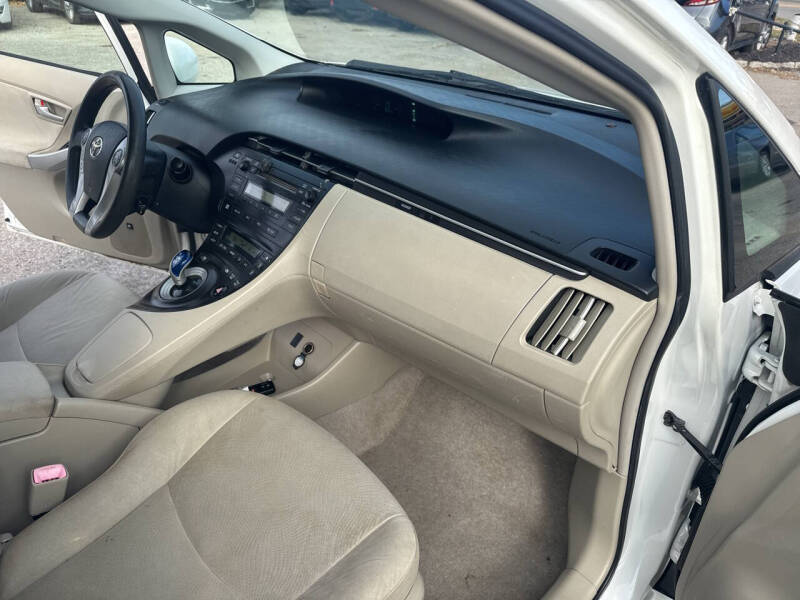 2010 Toyota Prius II