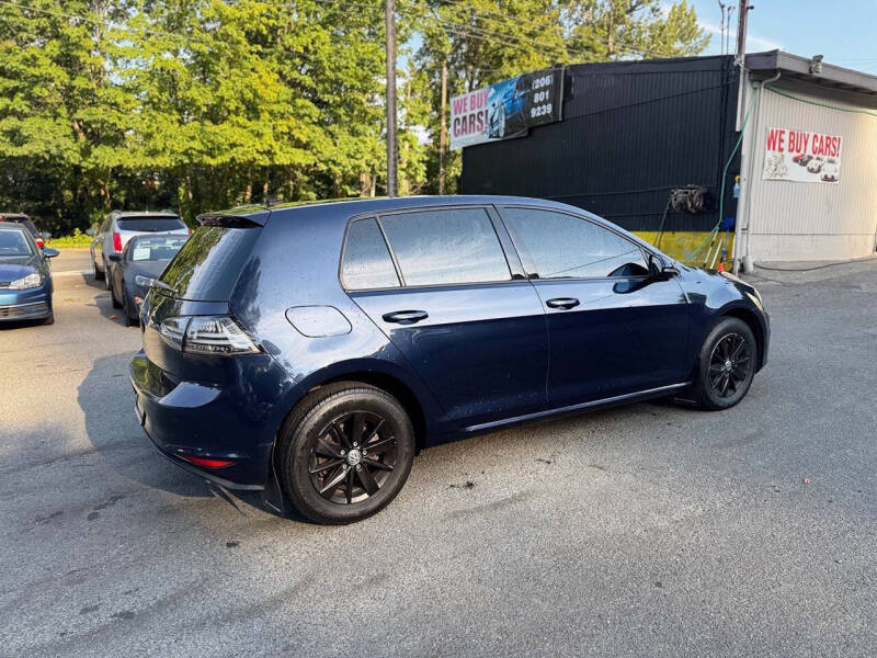 2016 Volkswagen Golf TSI S