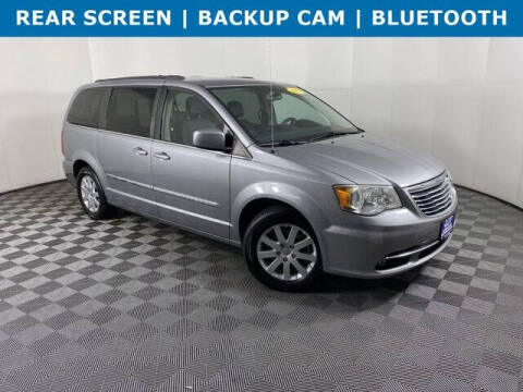 2013 Chrysler Town and Country for sale at GotJobNeedCar.com in Alliance OH