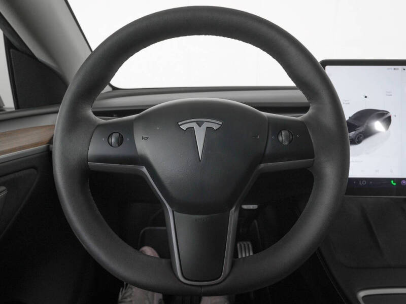 2024 Tesla Model Y Performance