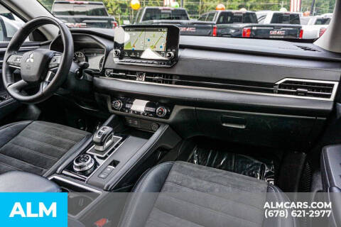 2023 Mitsubishi Outlander SE