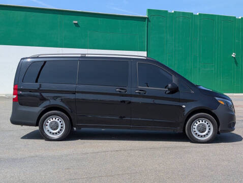 2021 Mercedes-Benz Metris Passenger
