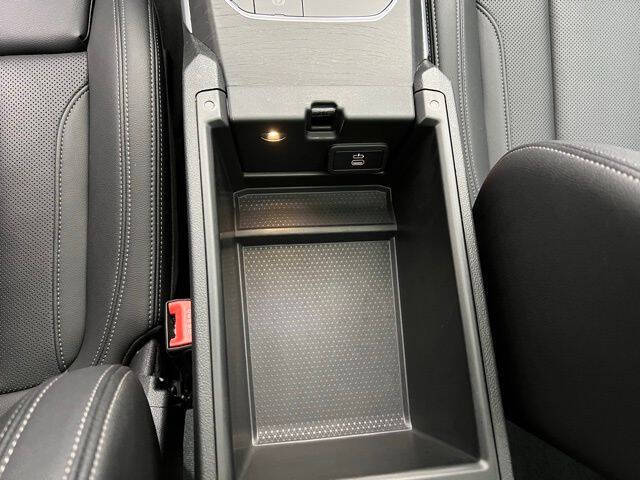 2024 BMW 3 Series 330i xDrive