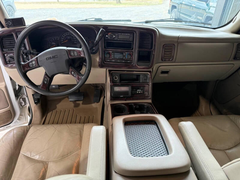 2004 GMC Yukon SLT