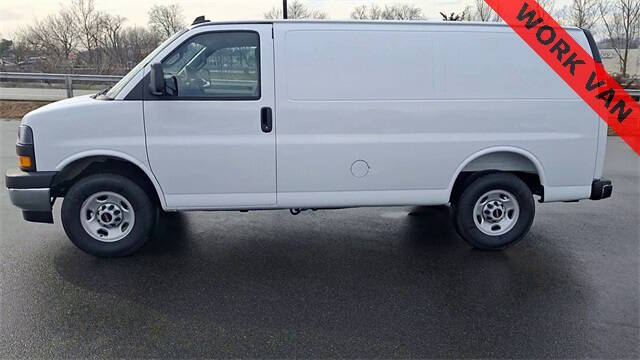 2025 GMC Savana 2500